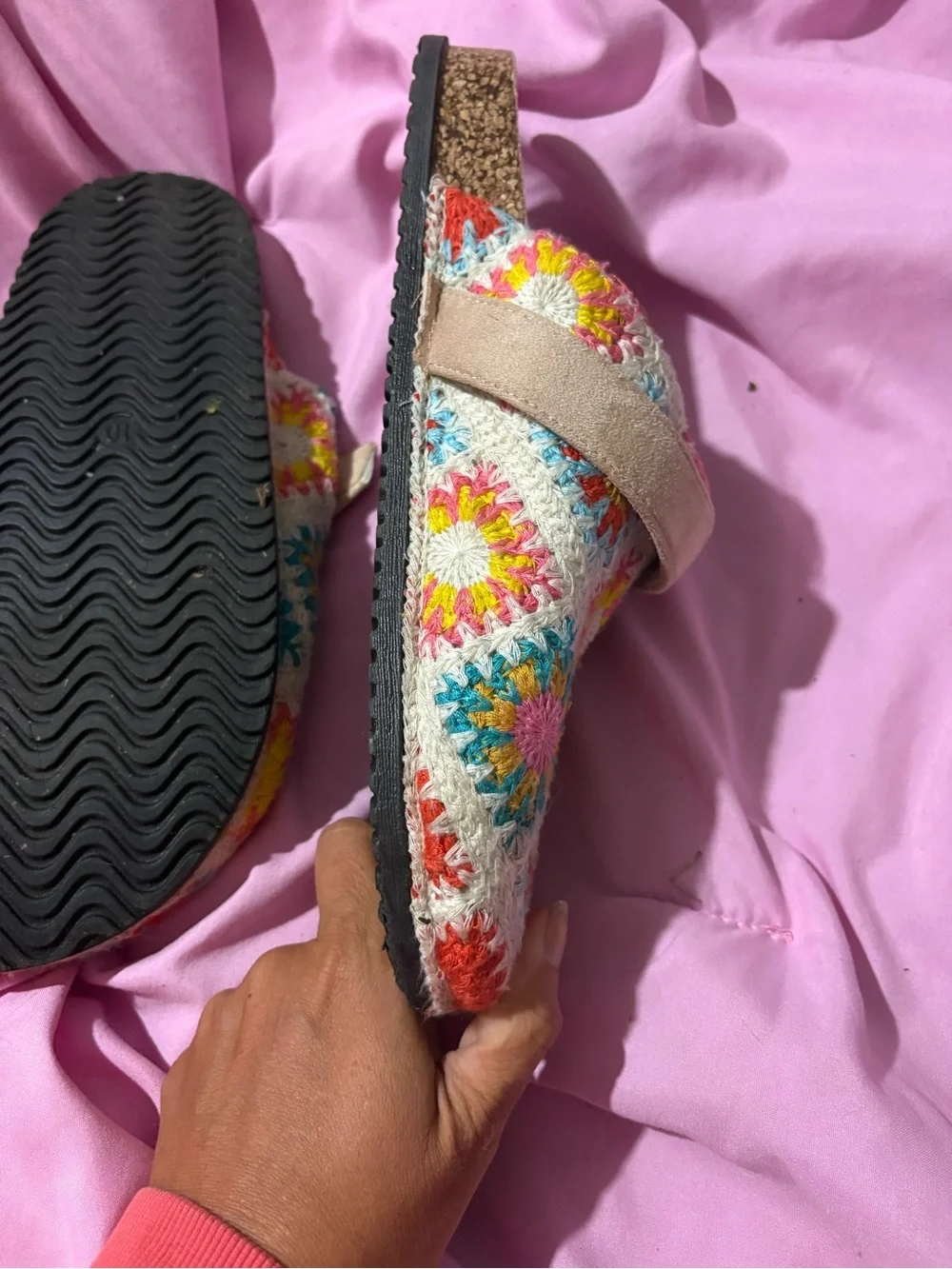 Crochet retro 70s Pattern Slip-On Clogs in Multicolor - Picture 6 of 9